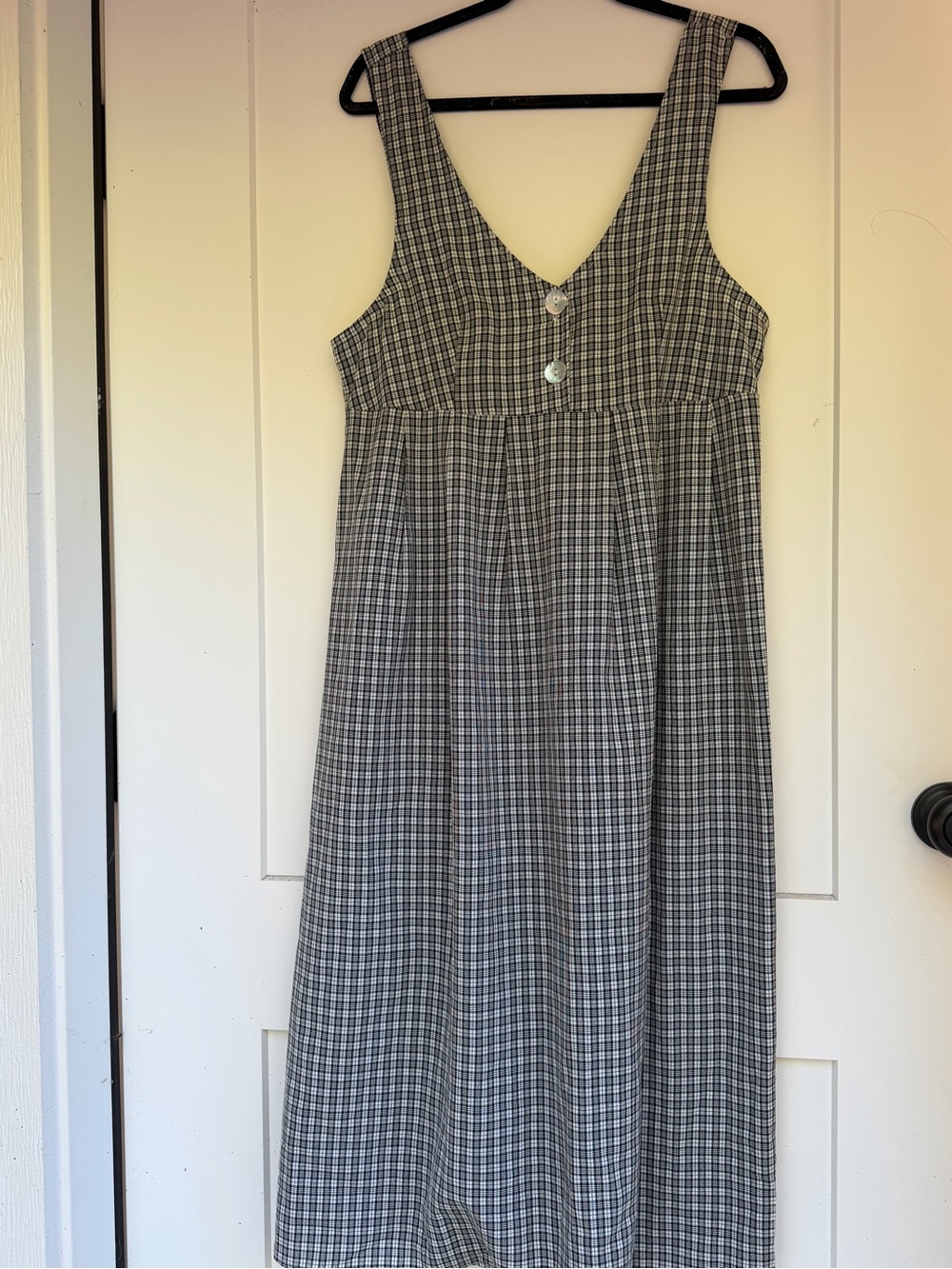 vintage white and black plaid gingham midi dress w shell buttons